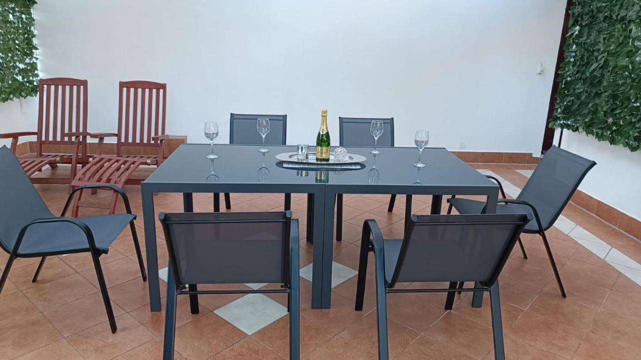 Studio Apartment Jemi พูลา ภายนอก รูปภาพ